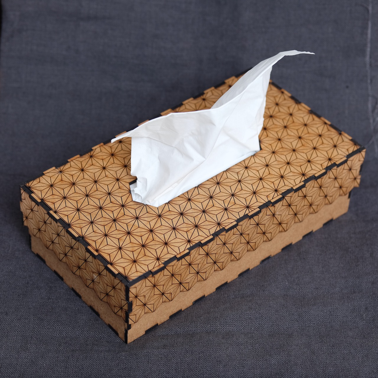 1 boite de mouchoirs en papier